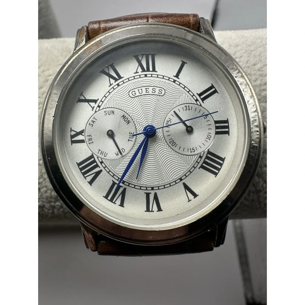 Guess Stamped Sample Mens‎ Watch New Battery 37MM 8.25
